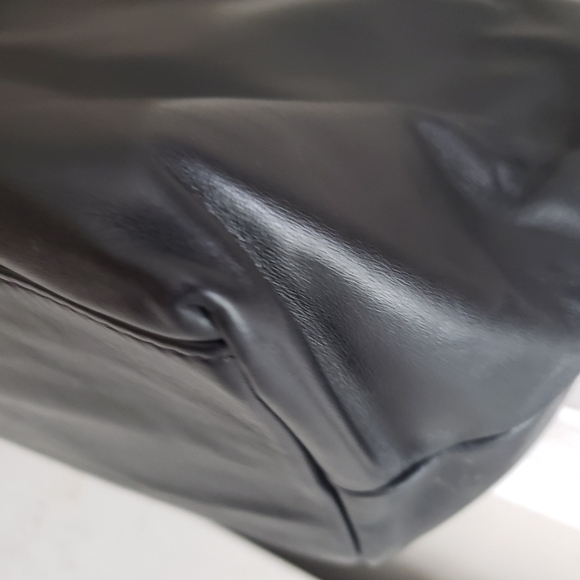 Dooney and Bourke Newbury Sloan handbag - Picture 4 of 15